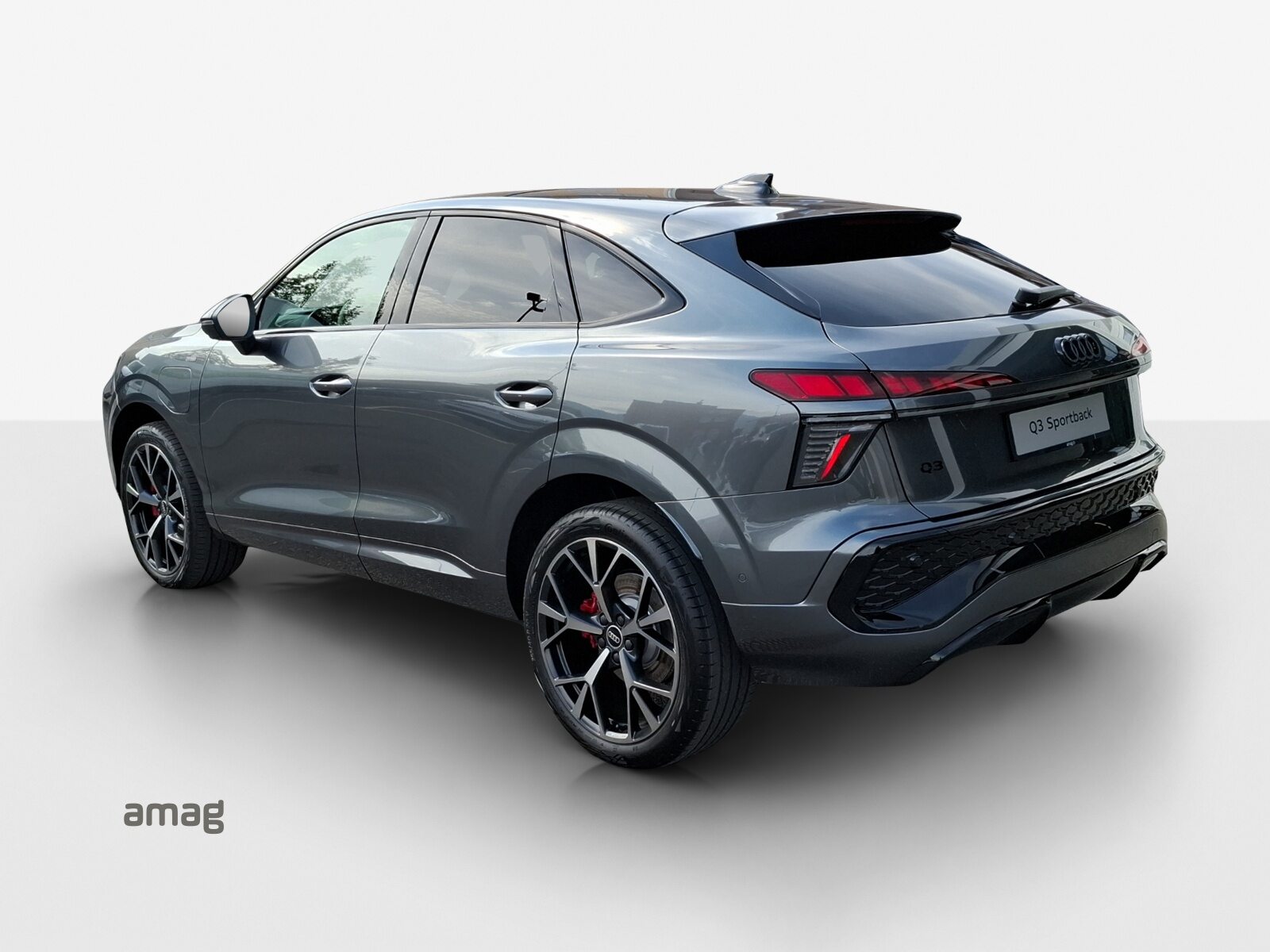 AUDI Q3 SB e-hybrid 200 kW, Full-Hybrid Petrol/Electric, New car, Automatic - 3