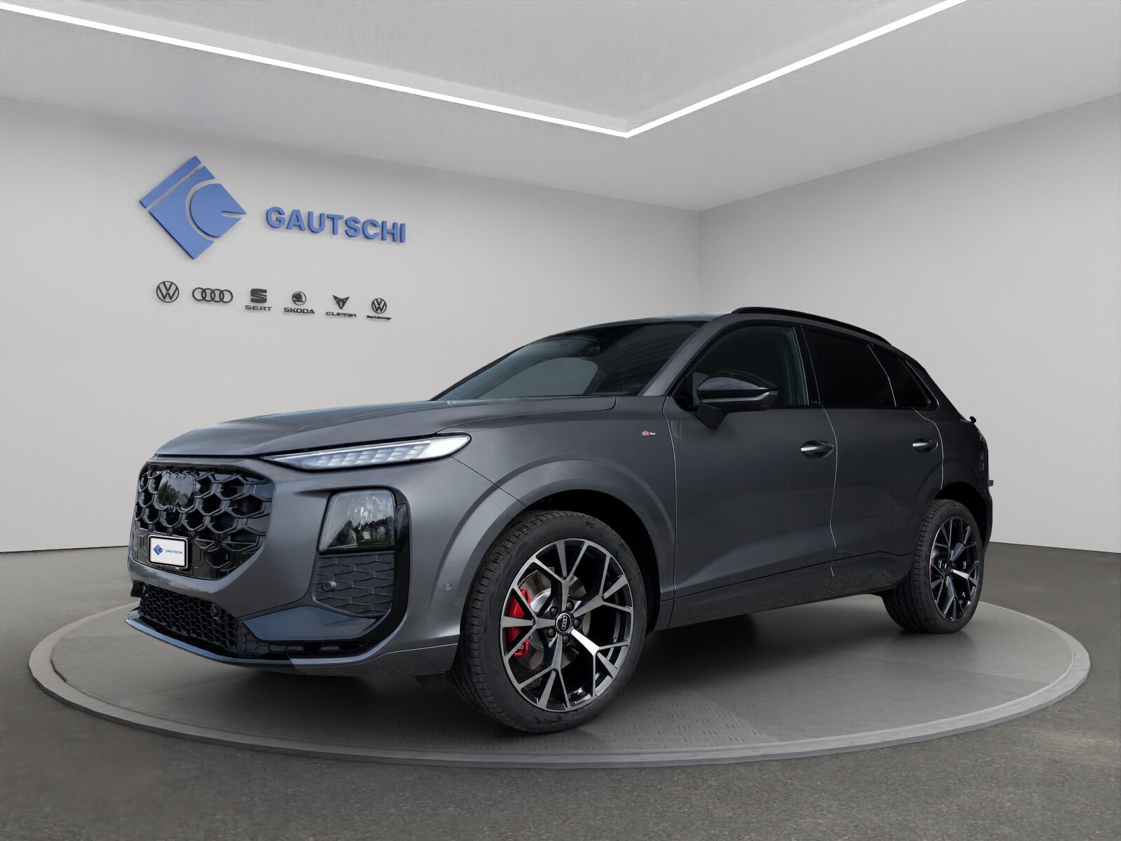 AUDI Q3 SUV TFSI 195 kW