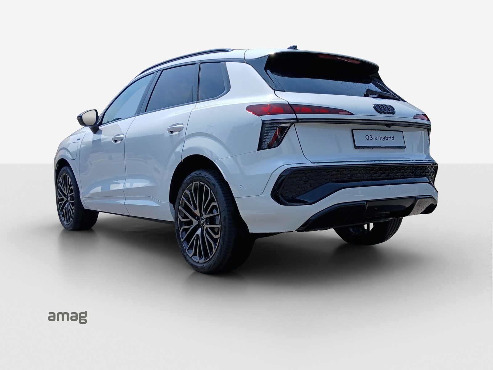 AUDI Q3 SUV e-hybrid 200 kW, Voll-Hybrid Benzin/Elektro, Neuwagen, Automatik - 3
