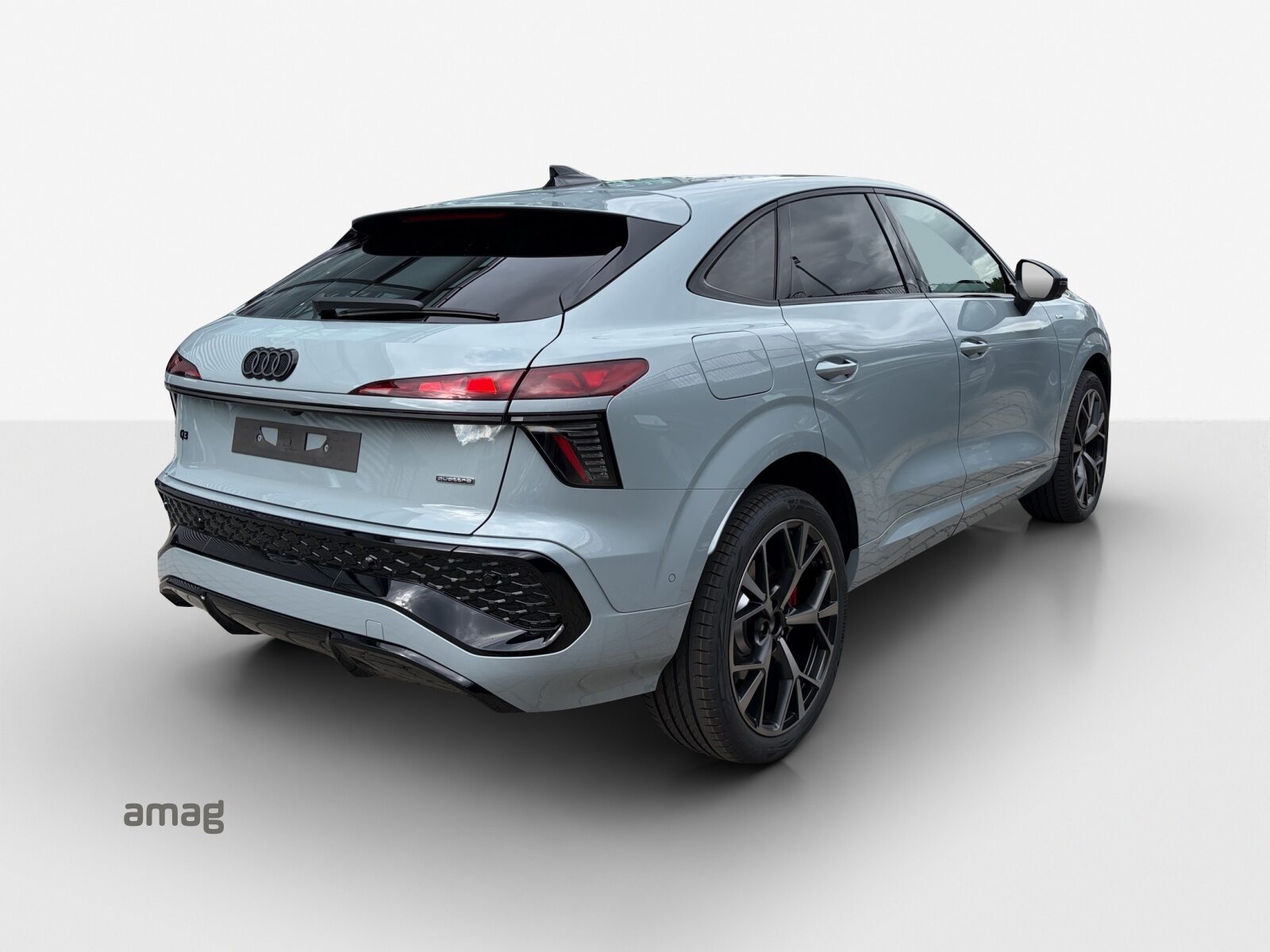 AUDI Q3 SB TFSI 195 kW, Petrol, New car, Automatic - 5
