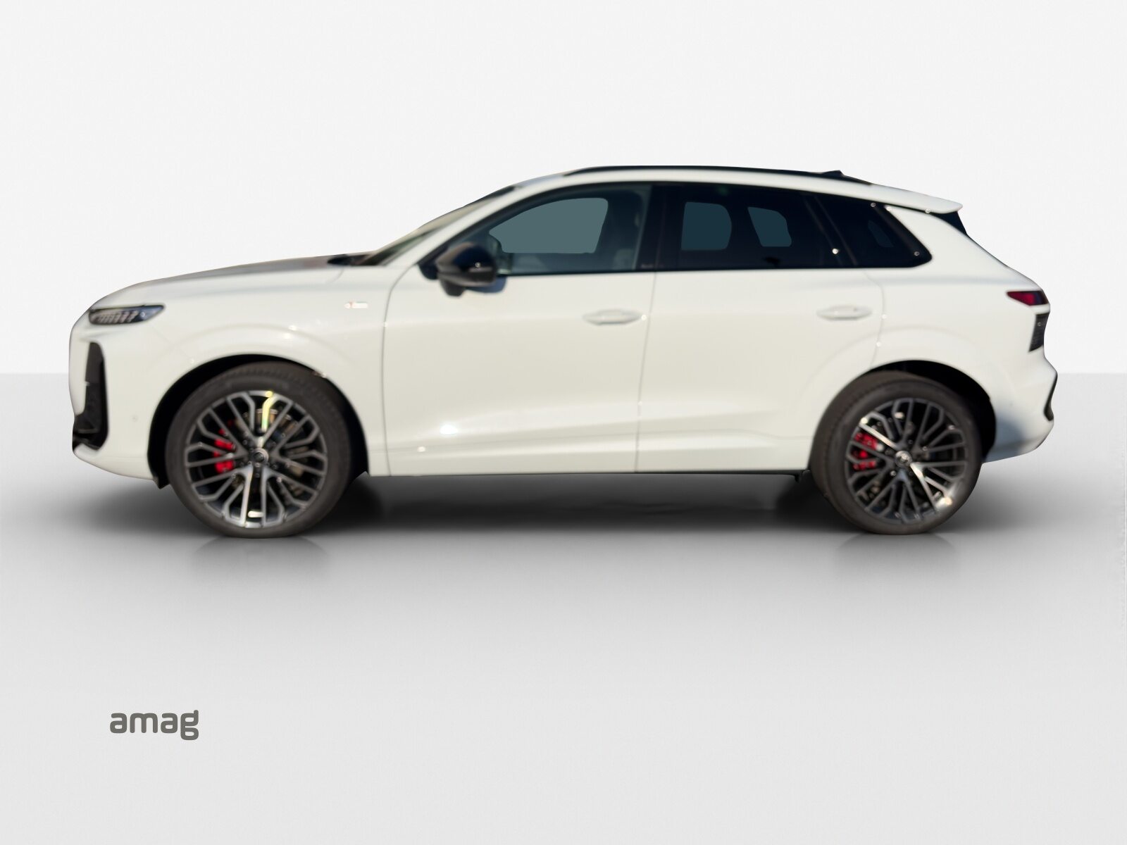 AUDI Q3 SUV TFSI 195 kW, Benzin, Neuwagen, Automatik - 2
