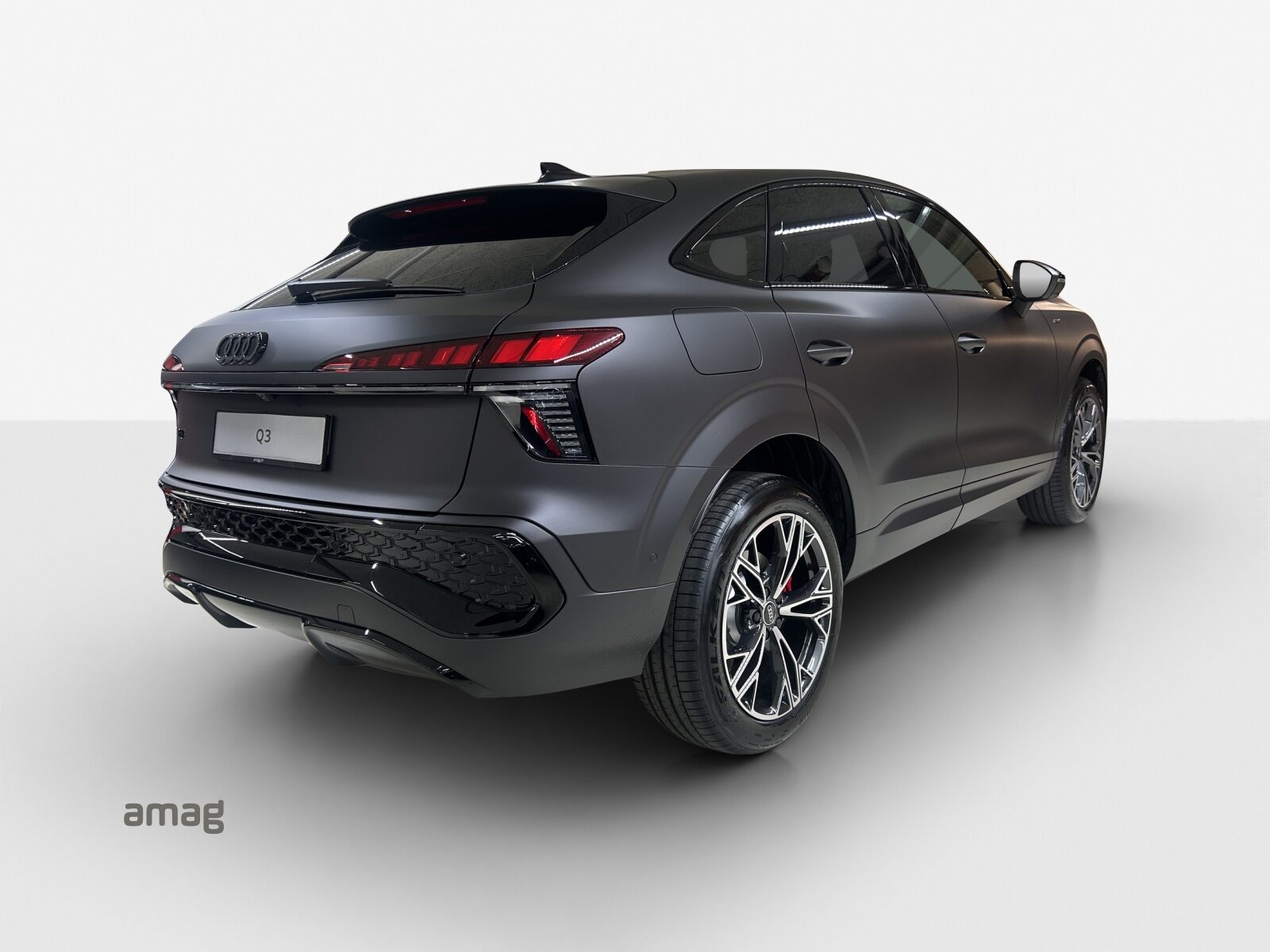 AUDI Q3 SB e-hybrid 200 kW, Voll-Hybrid Benzin/Elektro, Neuwagen, Automatik - 5