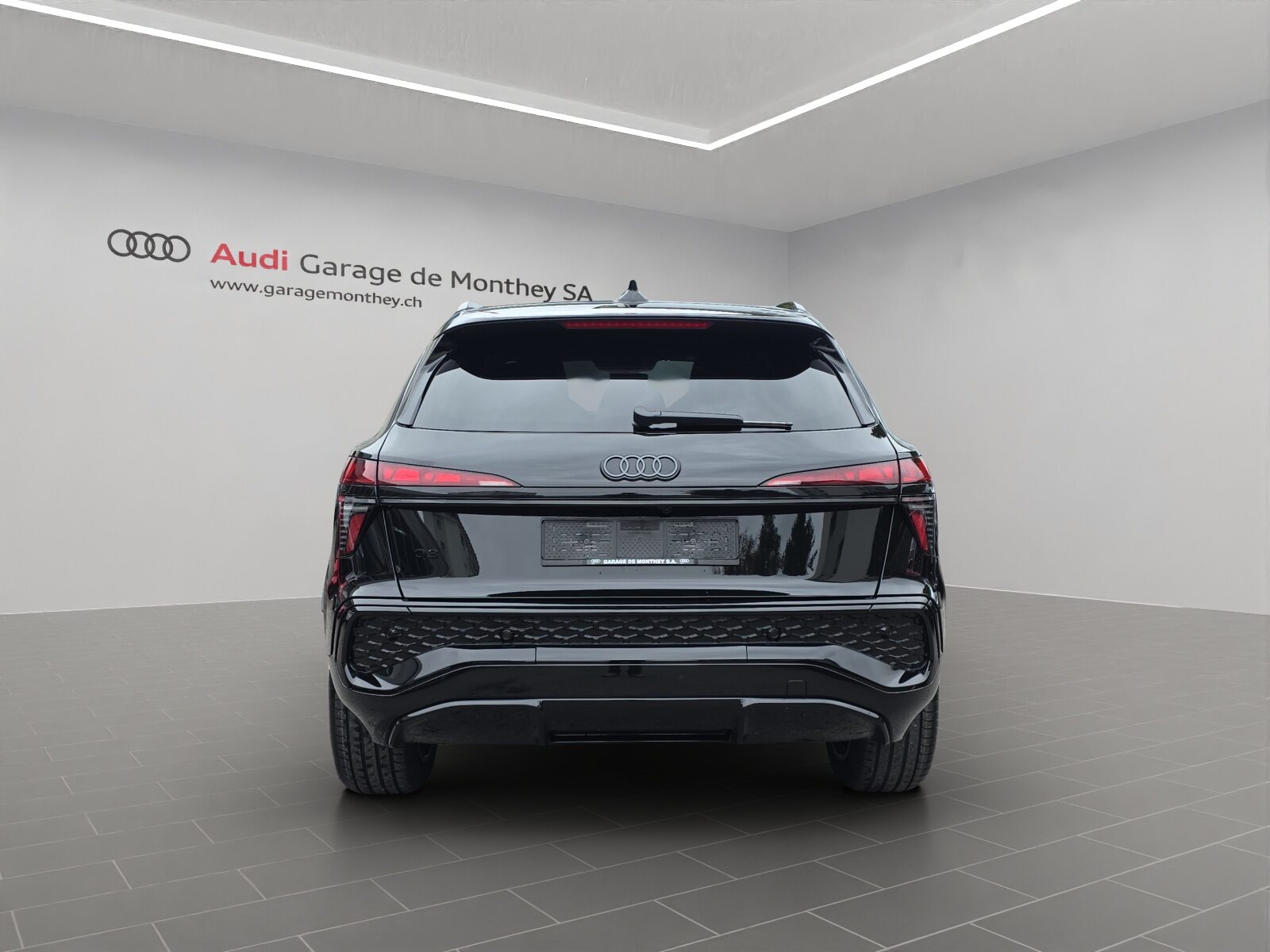 AUDI Q3 SUV TFSI 110 kW, Benzina, Auto nuove, Automatico - 5