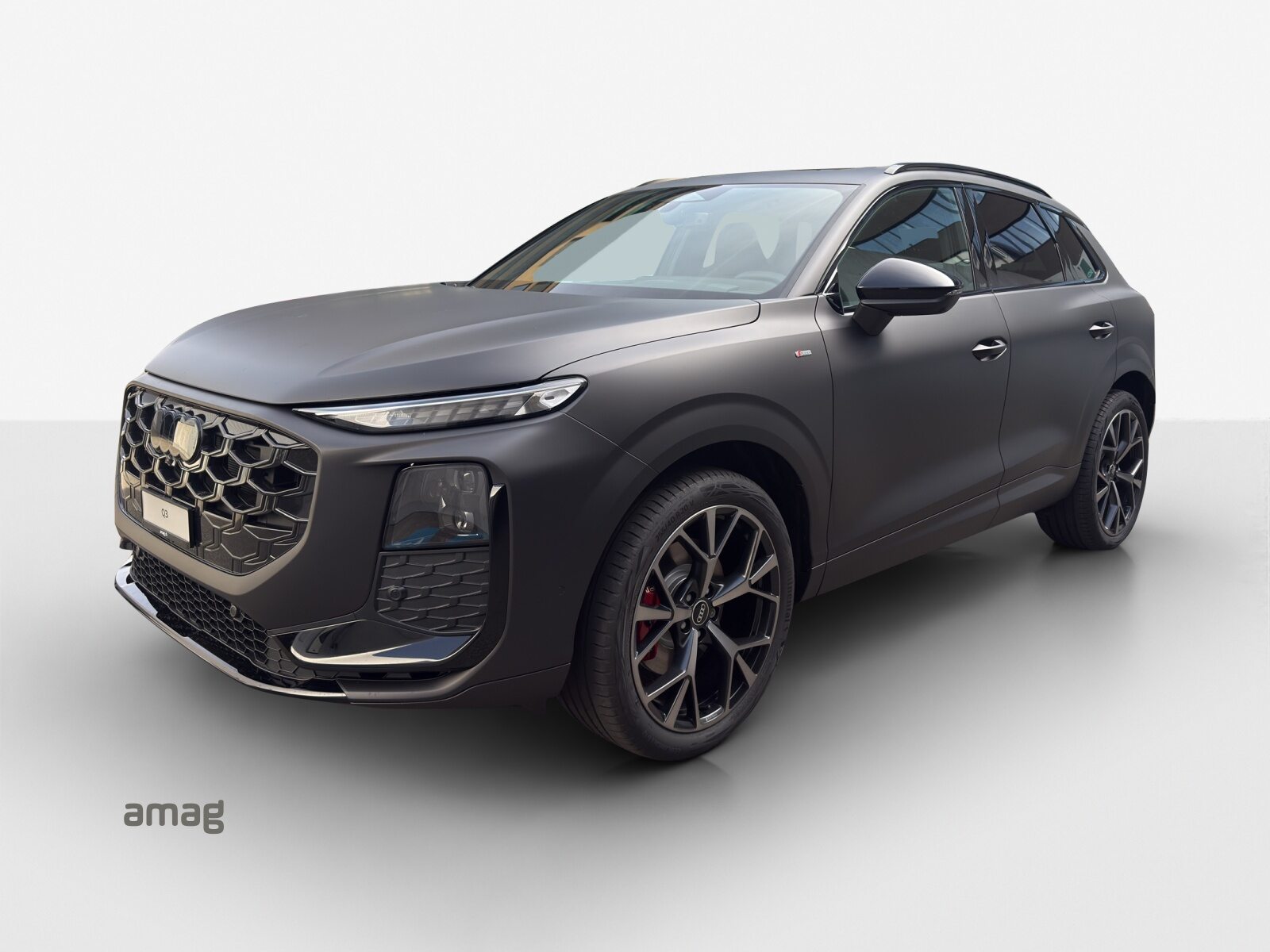AUDI Q3 SUV TFSI 195 kW