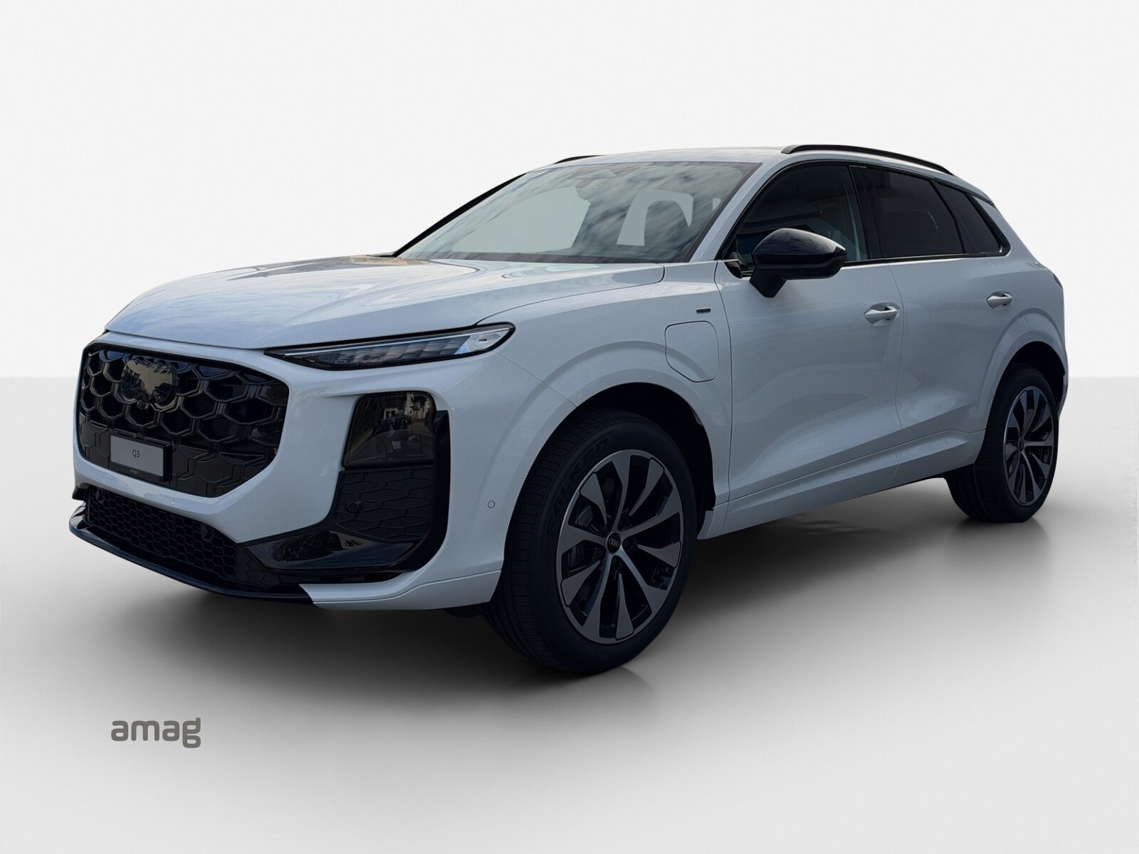 AUDI Q3 SUV e-hybrid 200 kW