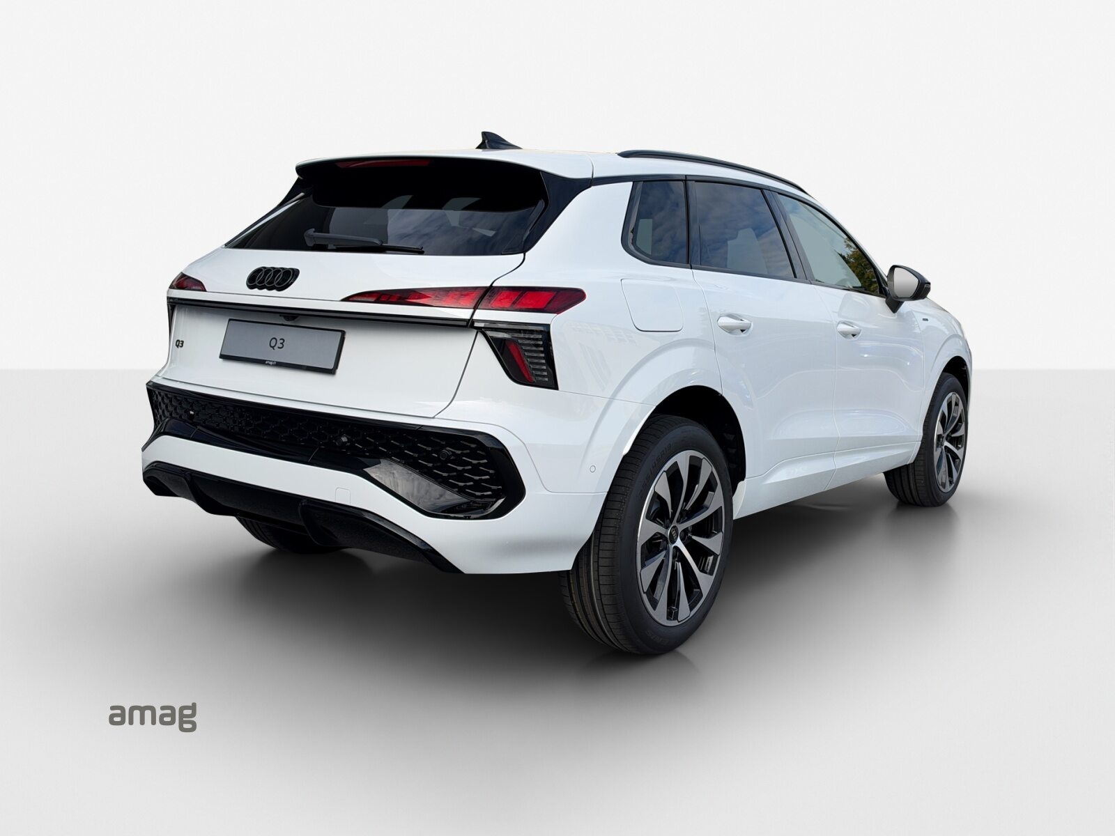 AUDI Q3 SUV e-hybrid 200 kW, Hybride Intégral Essence/Électricité, Voiture nouvelle, Automatique - 5