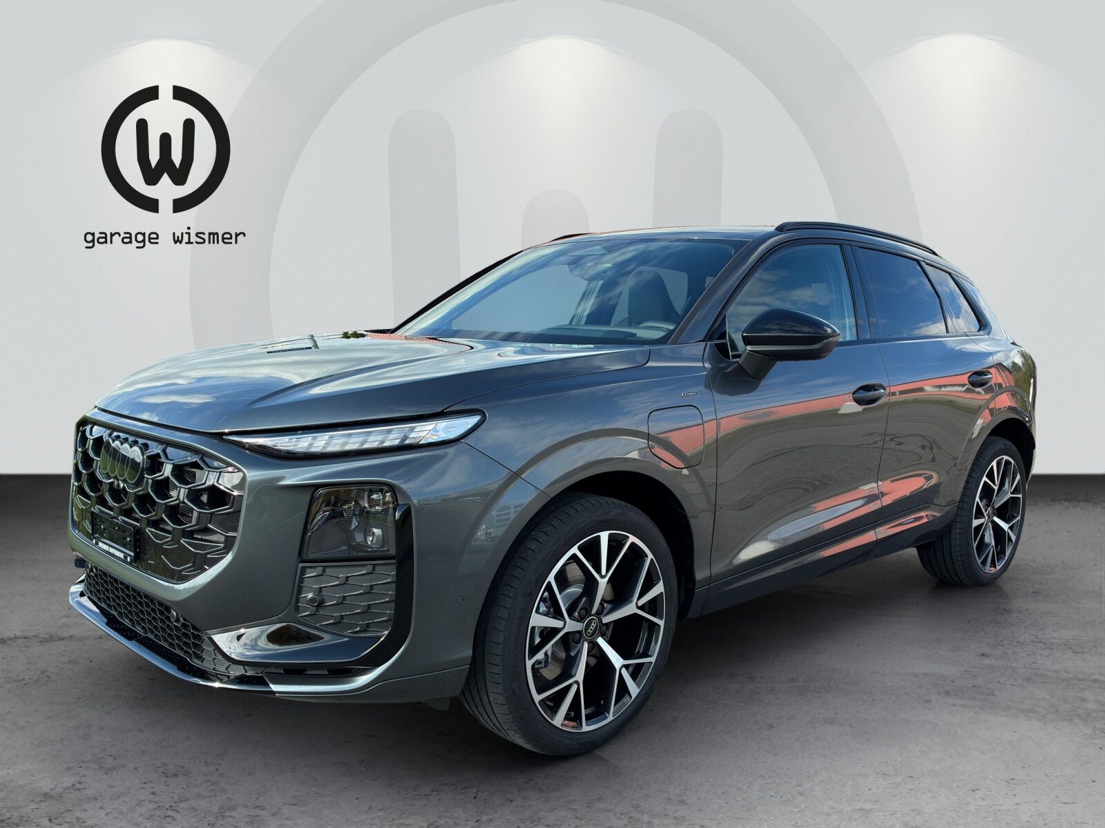 AUDI Q3 SUV e-hybrid 200 kW