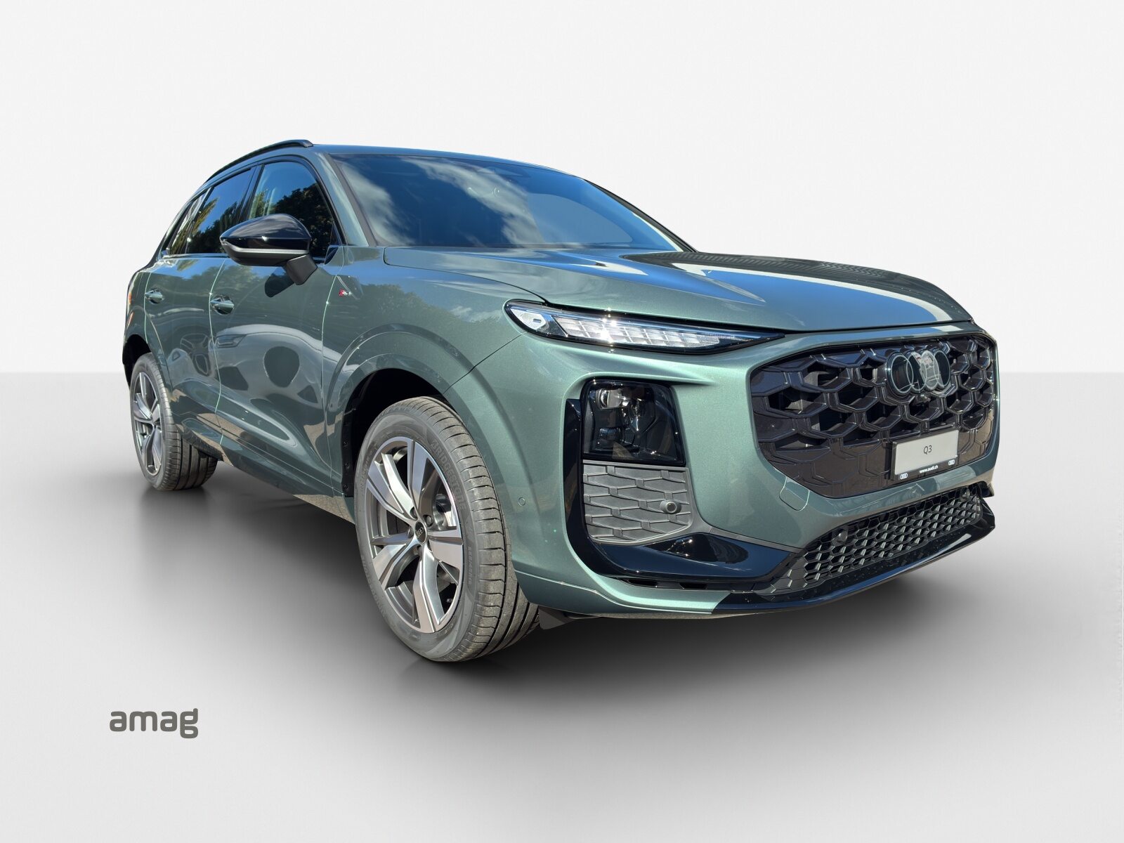 AUDI Q3 SUV TFSI 110 kW, Benzin, Neuwagen, Automatik - 6