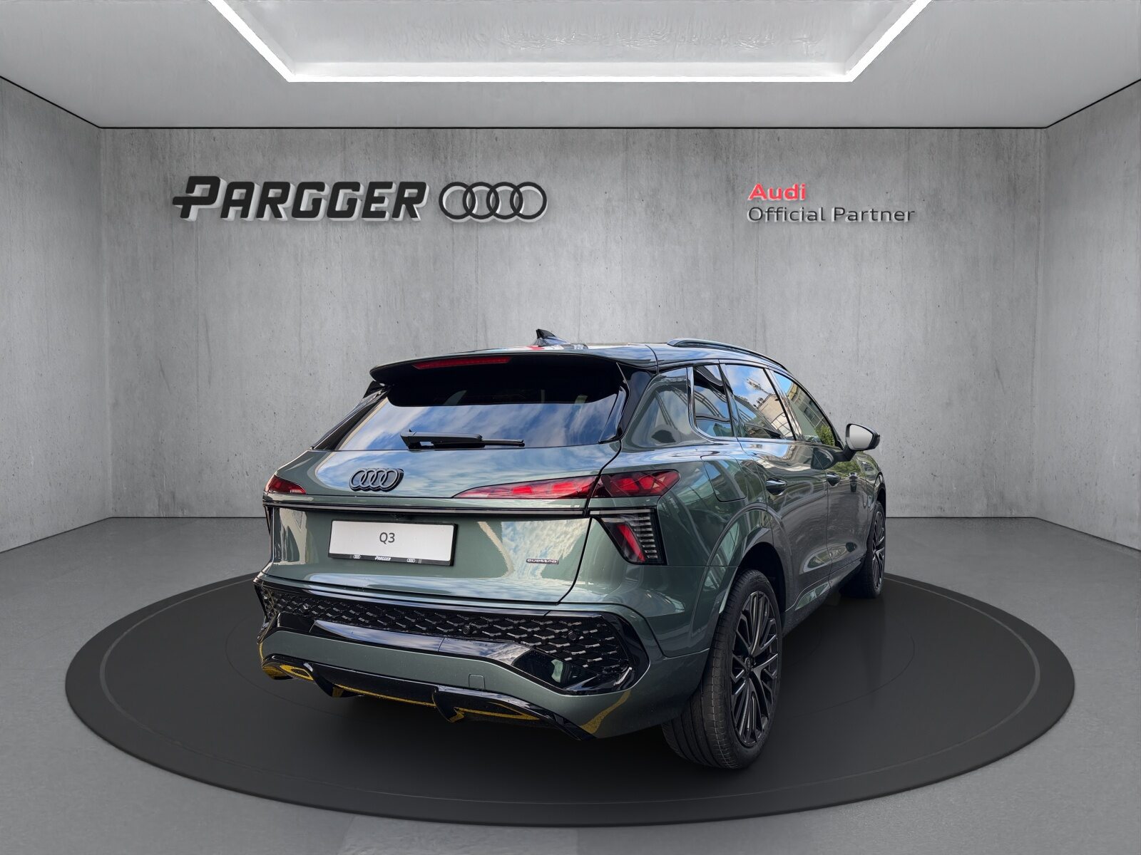 AUDI Q3 SUV TFSI 195 kW, Benzin, Neuwagen, Automatik - 6