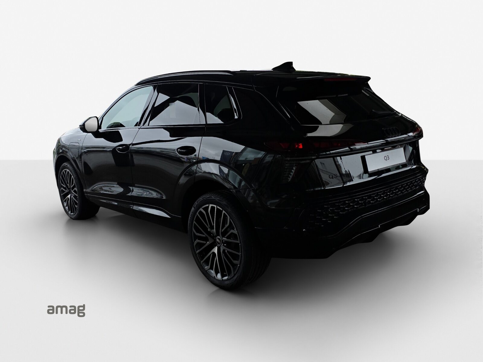 AUDI Q3 SUV e-hybrid 200 kW, Hybride essence/électrique, Nouveau, Automatique - 3