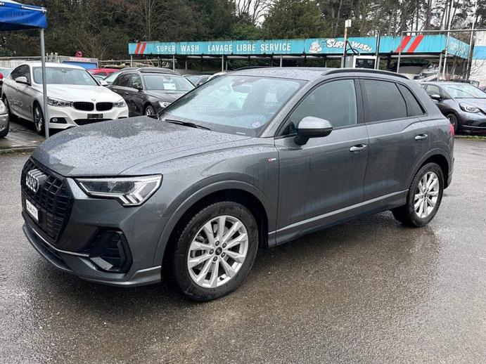 AUDI Q3 2.0 40 TFSI S line quattro S-Tronic, Essence, Occasion / Utilisé, Automatique