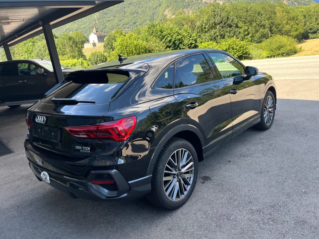 AUDI Q3 2.0 35 TDI Attraction quattro S-Tronic, Diesel, Occasioni / Usate, Automatico - 5