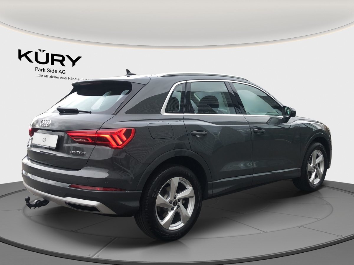 AUDI Q3 35 TFSI S tronic, Essence, Occasion / Utilisé, Automatique - 4