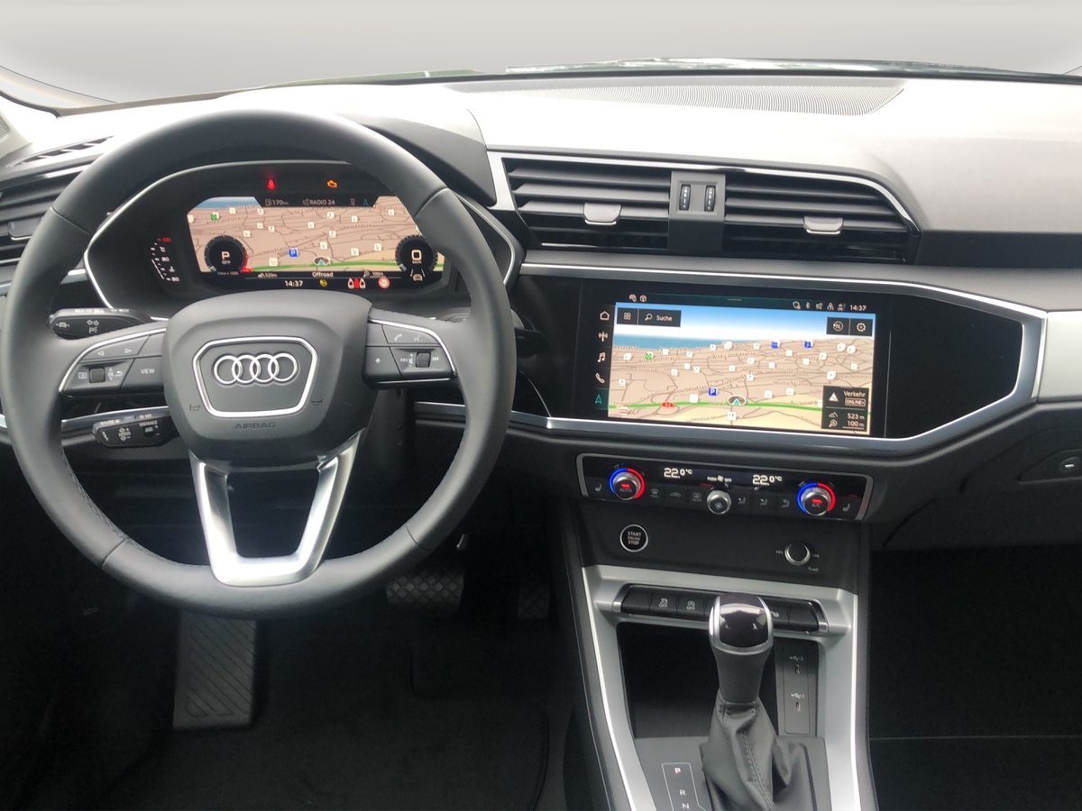 AUDI Q3 35 TFSI S tronic, Essence, Occasion / Utilisé, Automatique - 6