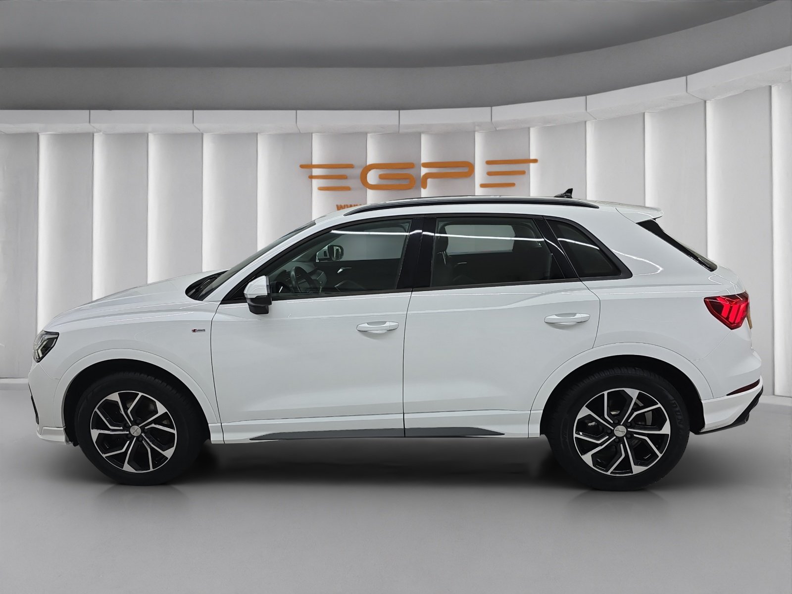 AUDI Q3 2.0 40 TFSI S line quattro S-Tronic, Essence, Occasion / Utilisé, Automatique - 4