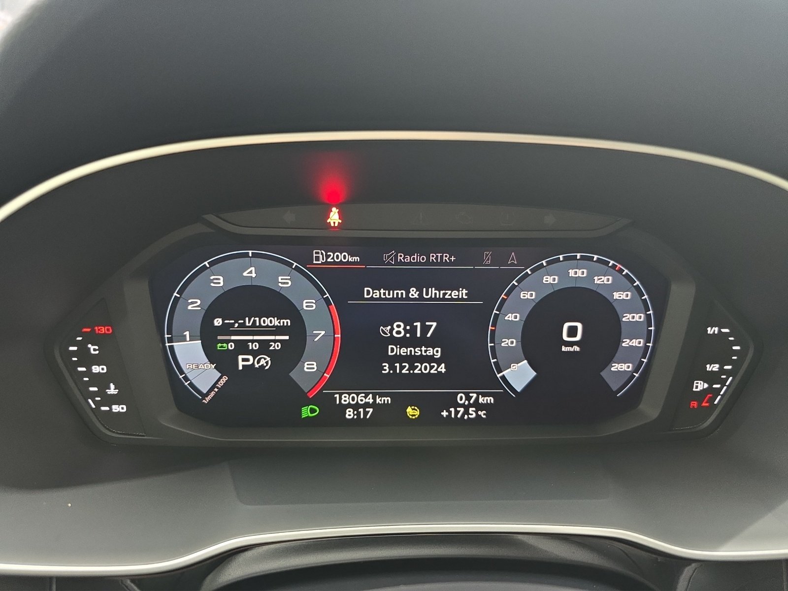 AUDI Q3 2.0 40 TFSI S line quattro S-Tronic, Essence, Occasion / Utilisé, Automatique - 7