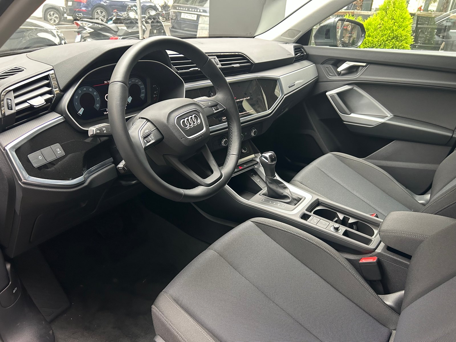 AUDI Q3 SB 40 TFSI S line qu, Essence, Occasion / Utilisé, Automatique - 6