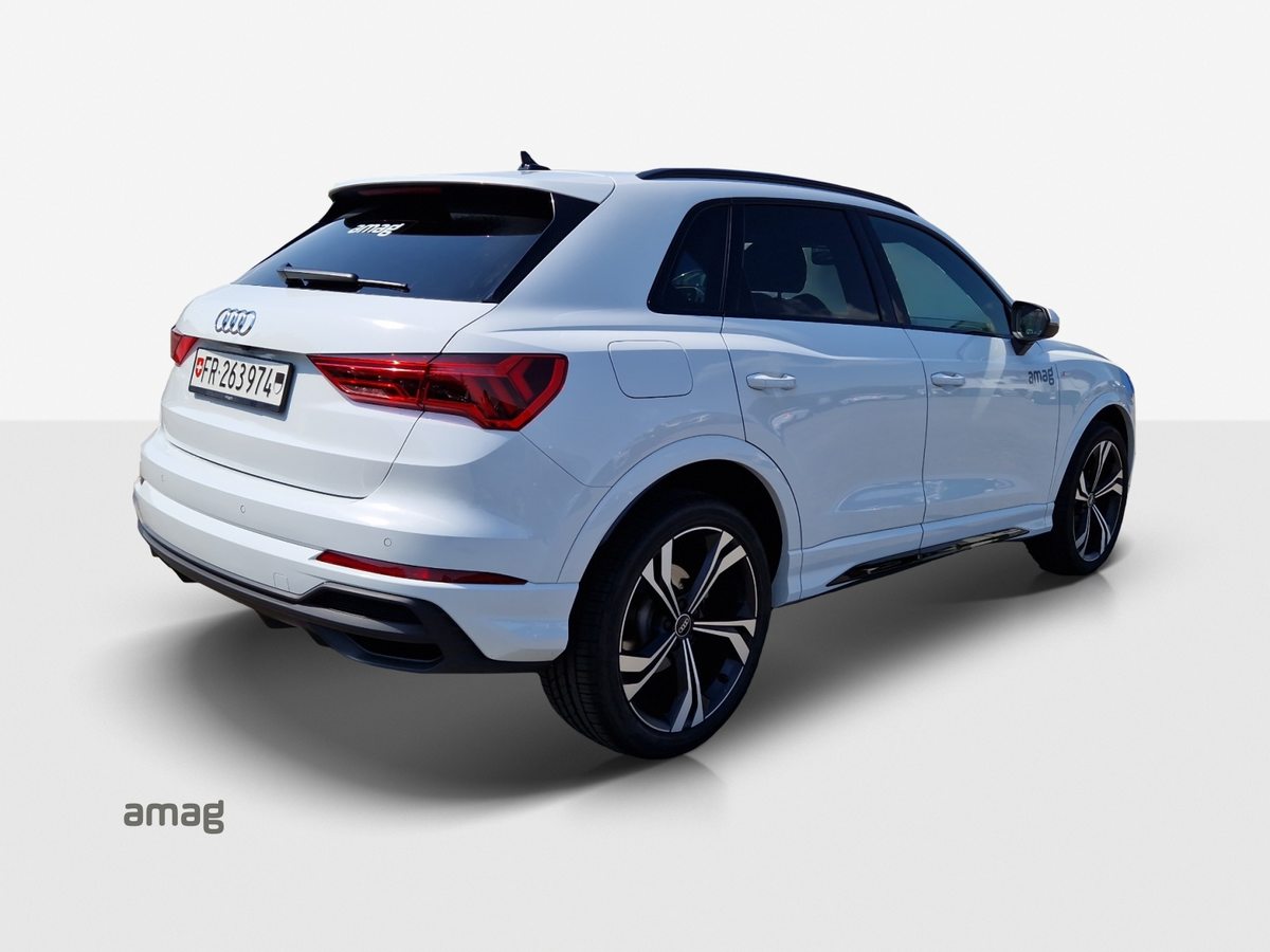 AUDI Q3 35 TFSI S tronic, Essence, Occasion / Utilisé, Automatique - 5