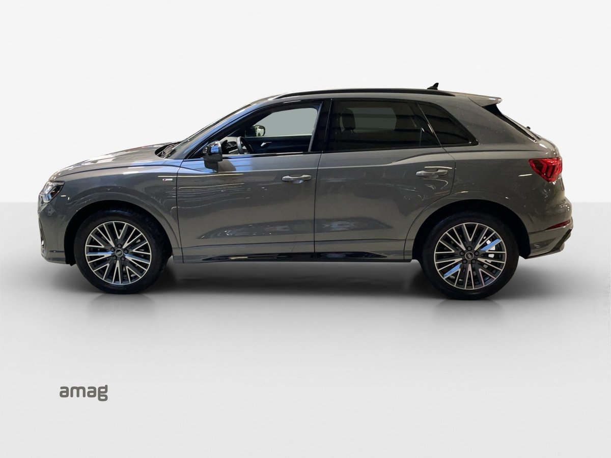 AUDI Q3 40 TDI S line Attraction quattro S-tronic, Diesel, Occasion / Gebraucht, Automatik - 2