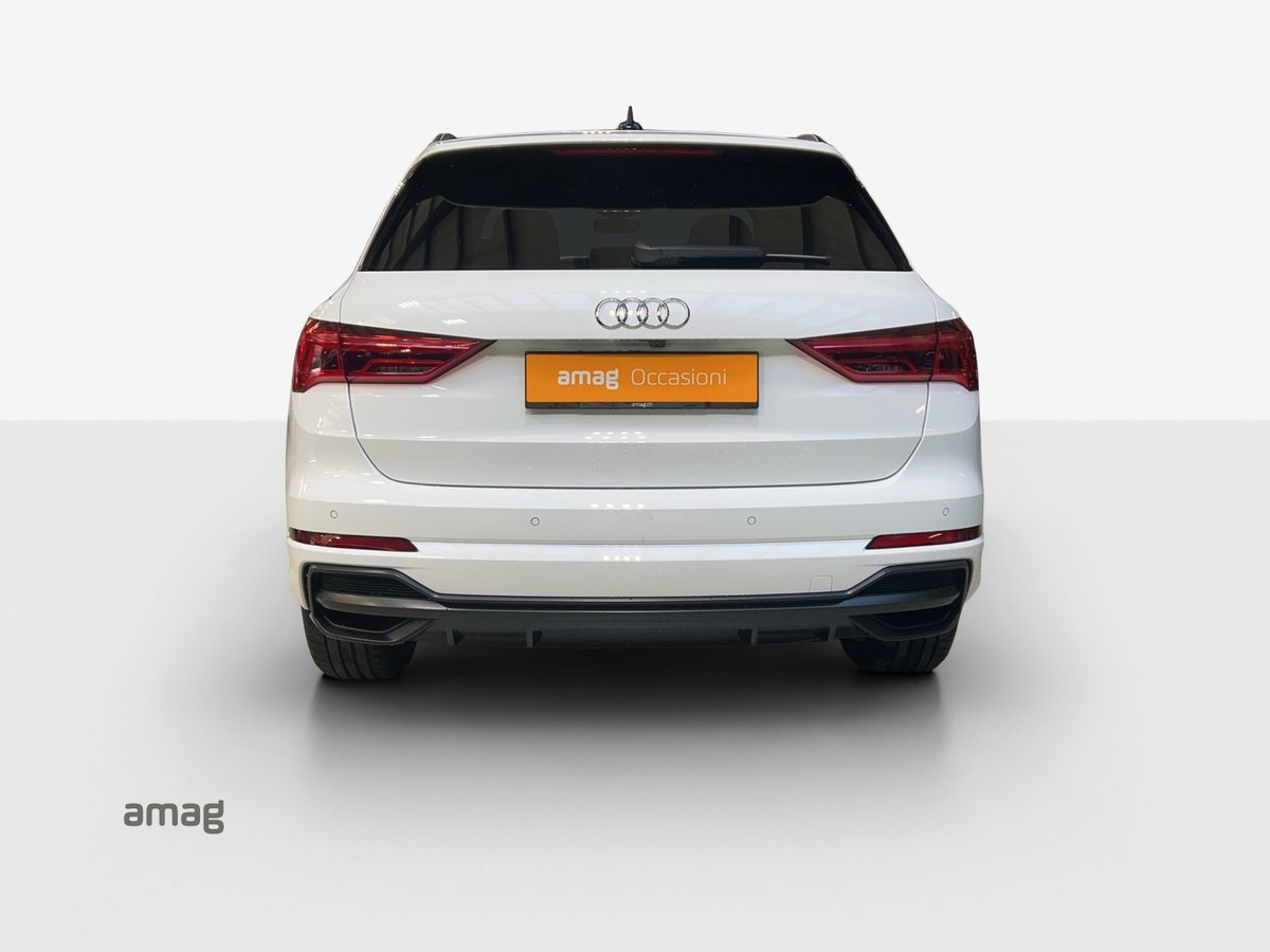 AUDI Q3 35 TFSI S line Attraction S-tronic, Benzin, Occasion / Gebraucht, Automatik - 4
