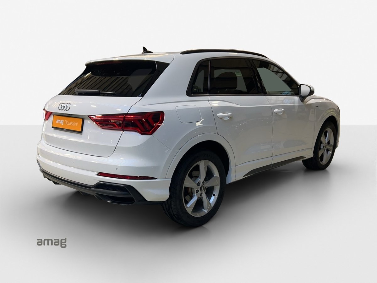 AUDI Q3 35 TFSI S line Attraction S-tronic, Benzin, Occasion / Gebraucht, Automatik - 5