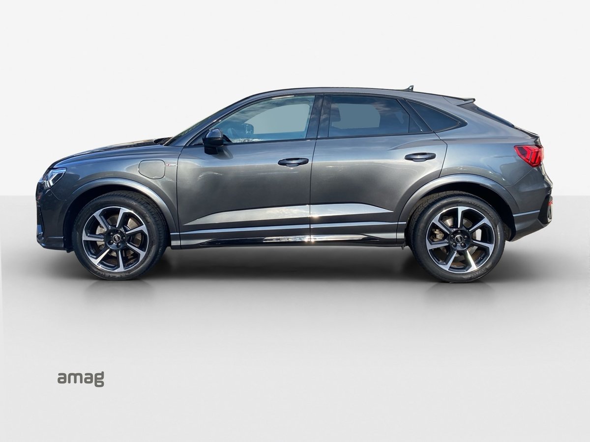AUDI Q3 Sportback 45 TFSI e S line, Hybride Rechargeable Essence/Électricité, Occasion / Utilisé, Automatique - 2