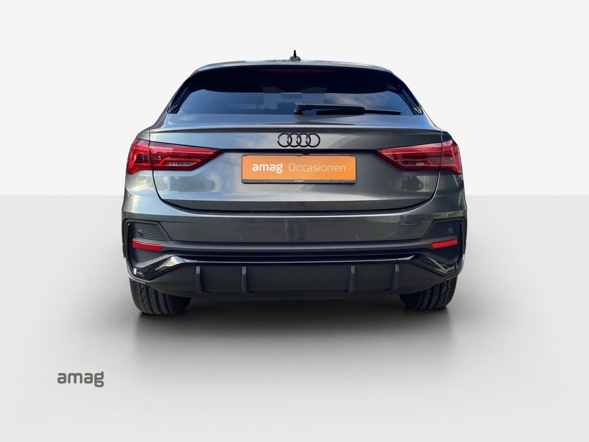 AUDI Q3 Sportback 45 TFSI e S line, Hybride Rechargeable Essence/Électricité, Occasion / Utilisé, Automatique - 4