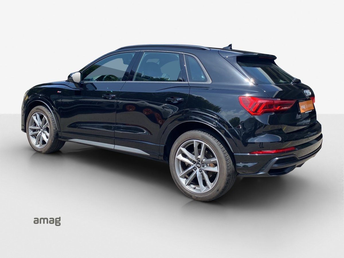 AUDI Q3 40 TFSI S line quattro S-tronic, Benzin, Occasion / Gebraucht, Automatik - 3