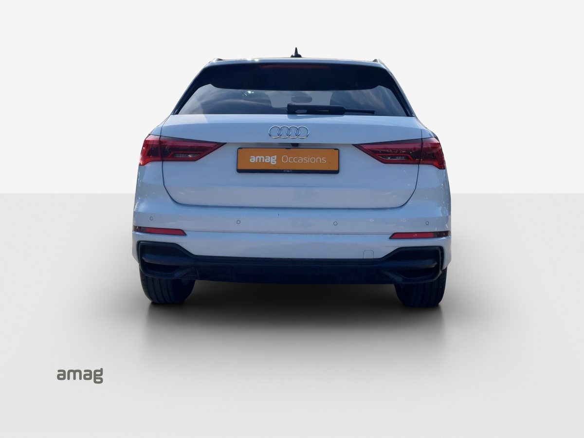 AUDI Q3 35 TFSI S tronic, Benzina, Occasioni / Usate, Automatico - 4