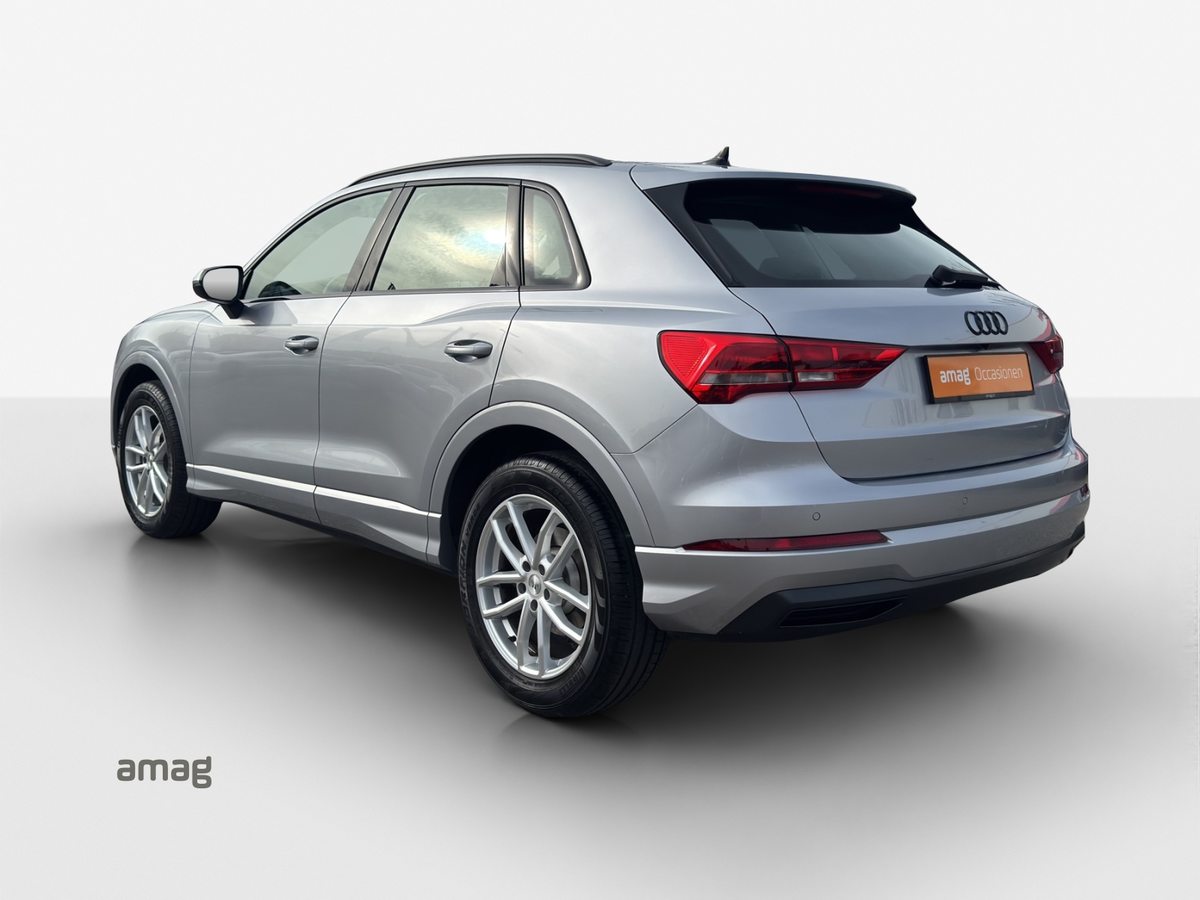 AUDI Q3 35 TFSI S tronic, Benzin, Occasion / Gebraucht, Automatik - 3
