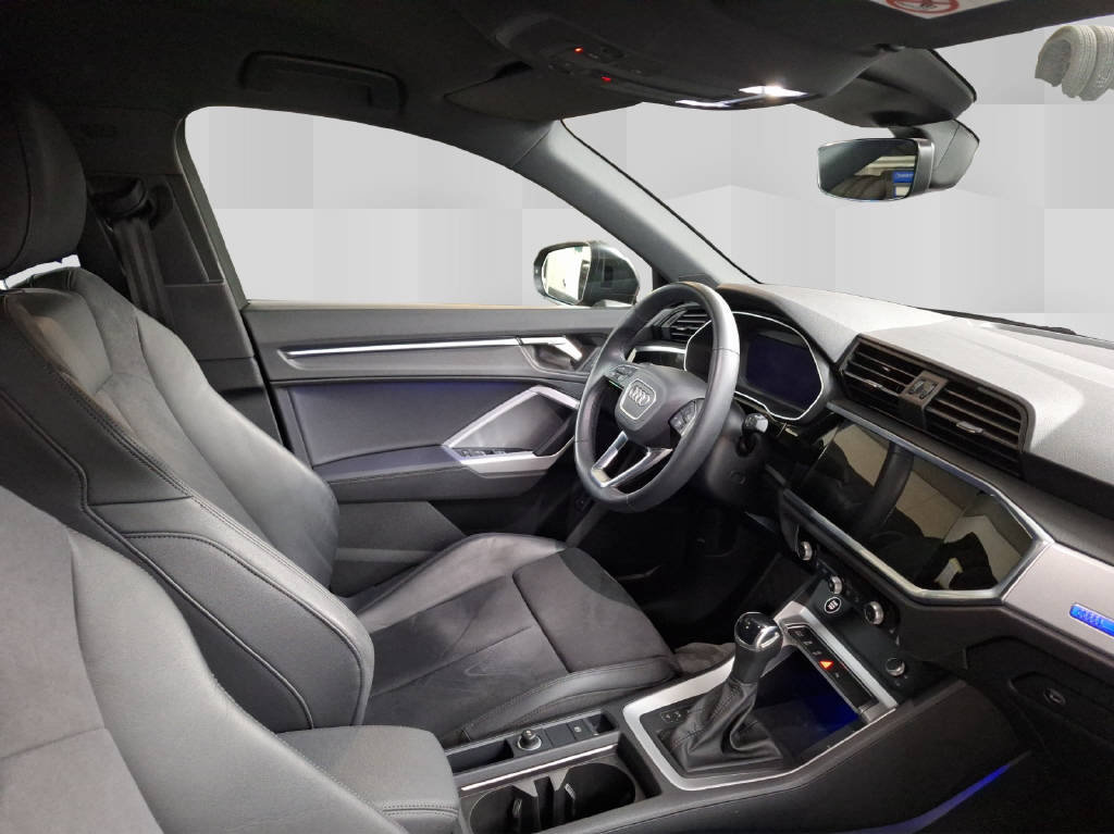 AUDI Q3 Sportback 1.5 35 TFSI S line S-Tronic, Mild-Hybrid Petrol/Electric, Second hand / Used, Automatic - 5