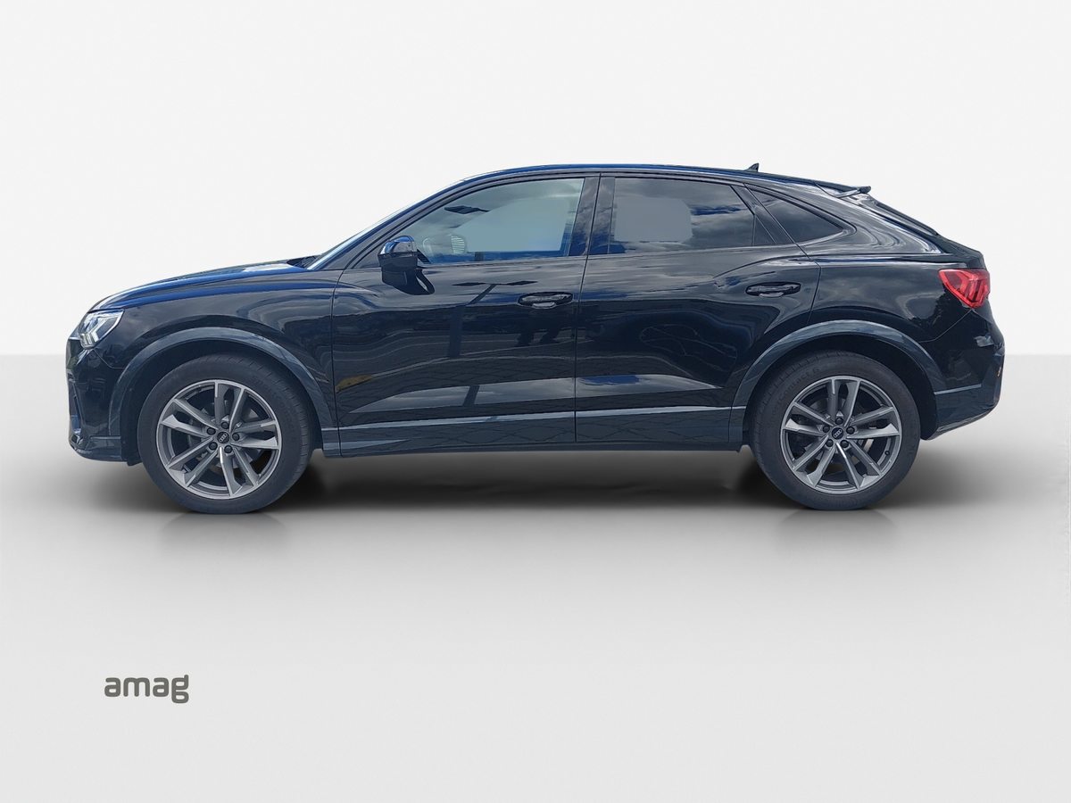 AUDI Q3 SB 35 TFSI S tronic, Petrol, Second hand / Used, Automatic - 2