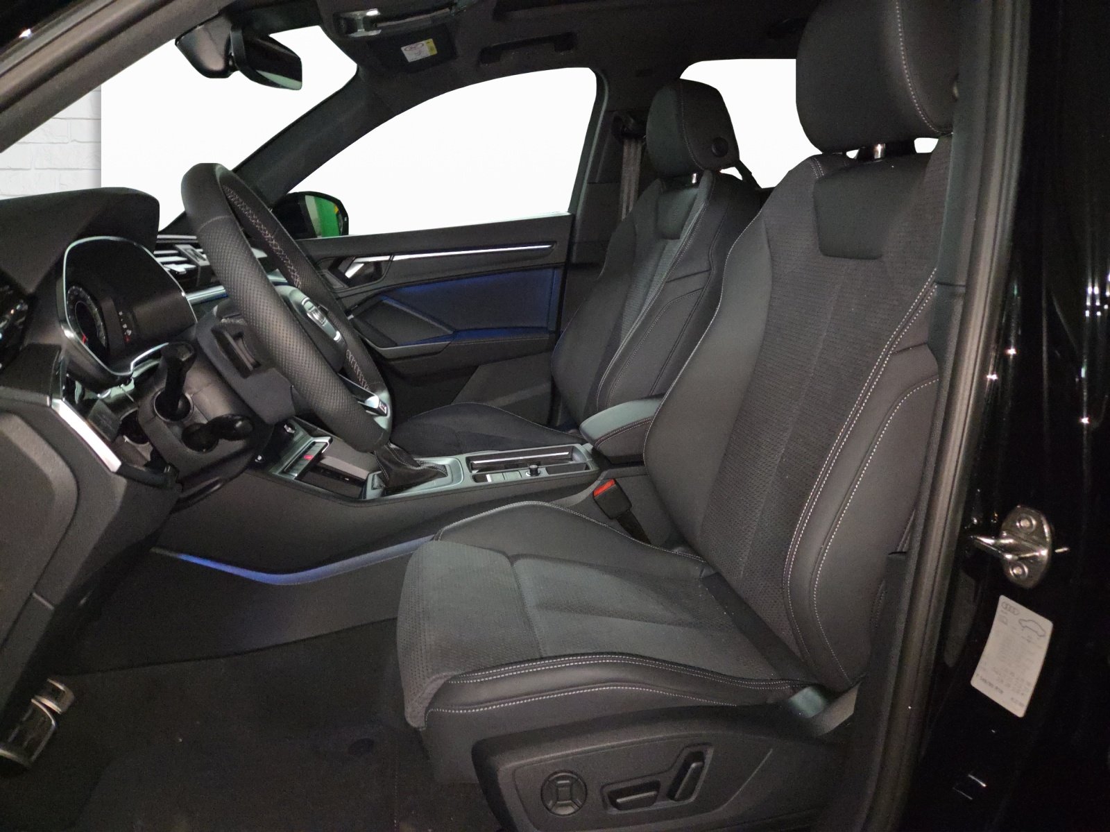 AUDI Q3 45 TFSI S line quattro S-tronic, Essence, Occasion / Utilisé, Automatique - 5