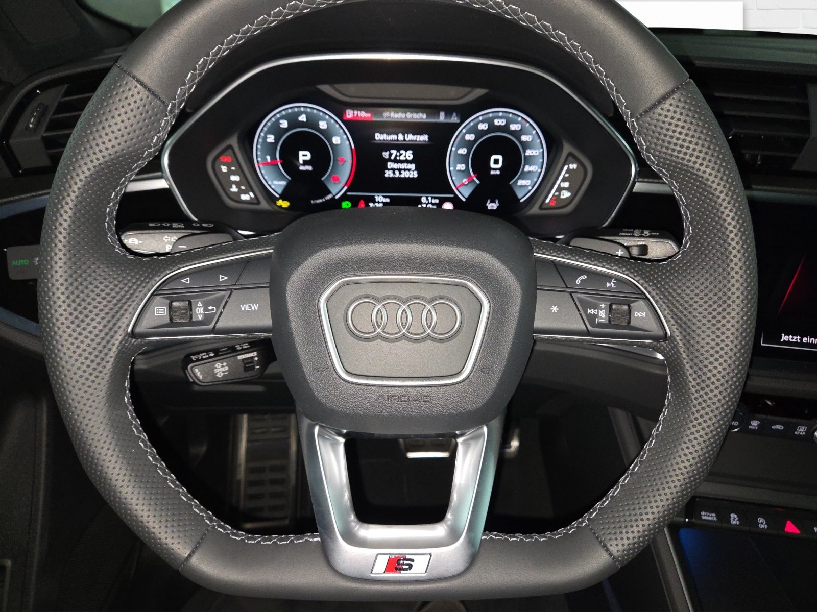 AUDI Q3 45 TFSI S line quattro S-tronic, Essence, Occasion / Utilisé, Automatique - 7