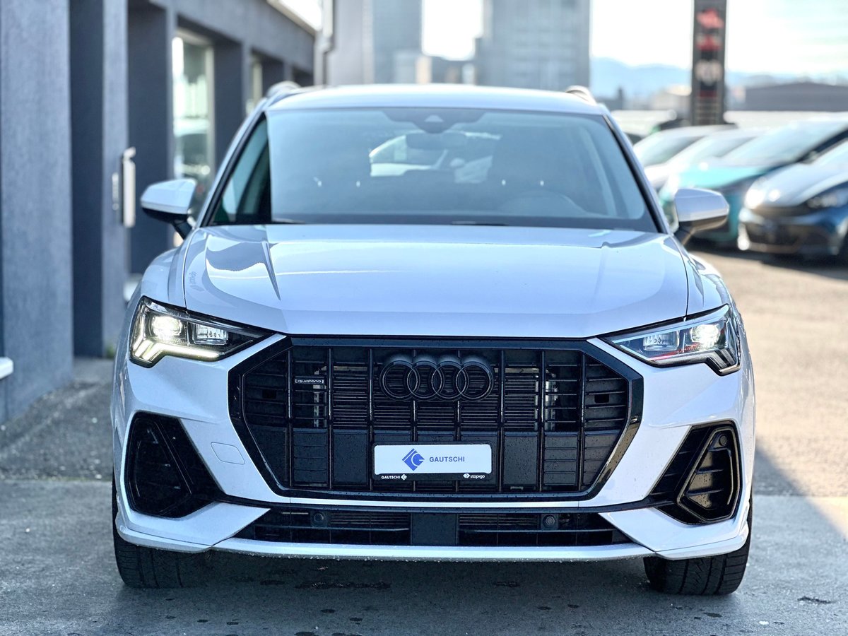 AUDI Q3 35 TDI S line quattro S-tronic, Diesel, Second hand / Used, Automatic - 2
