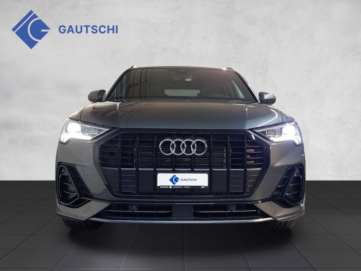 AUDI Q3 45 TFSI e S line S-tronic, Plug-in-Hybrid Petrol/Electric, Second hand / Used, Automatic - 5