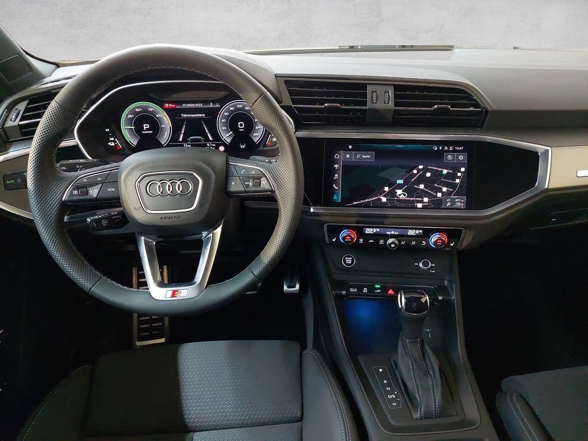 AUDI Q3 45 TFSI e S line S-tronic, Plug-in-Hybrid Petrol/Electric, Second hand / Used, Automatic - 7