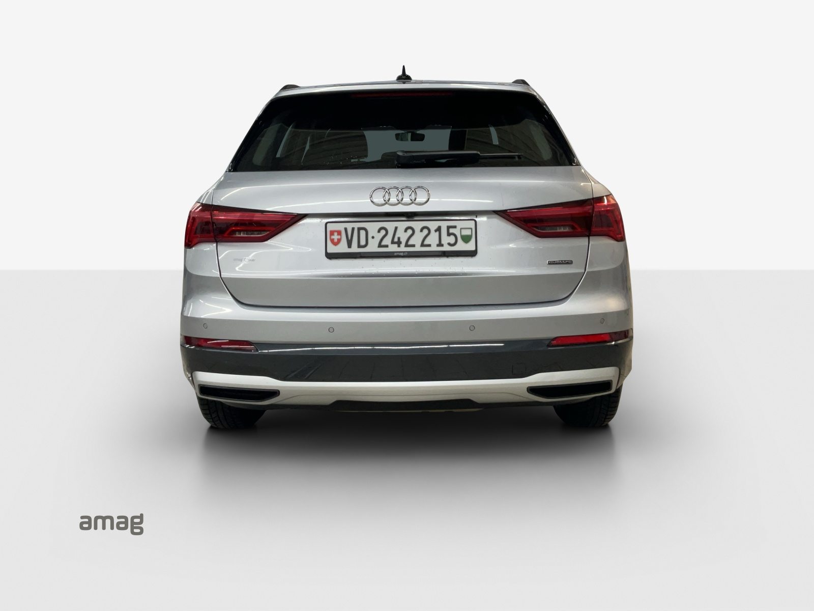 AUDI Q3 40 TFSI advanced, Benzin, Occasion / Gebraucht, Automatik - 4