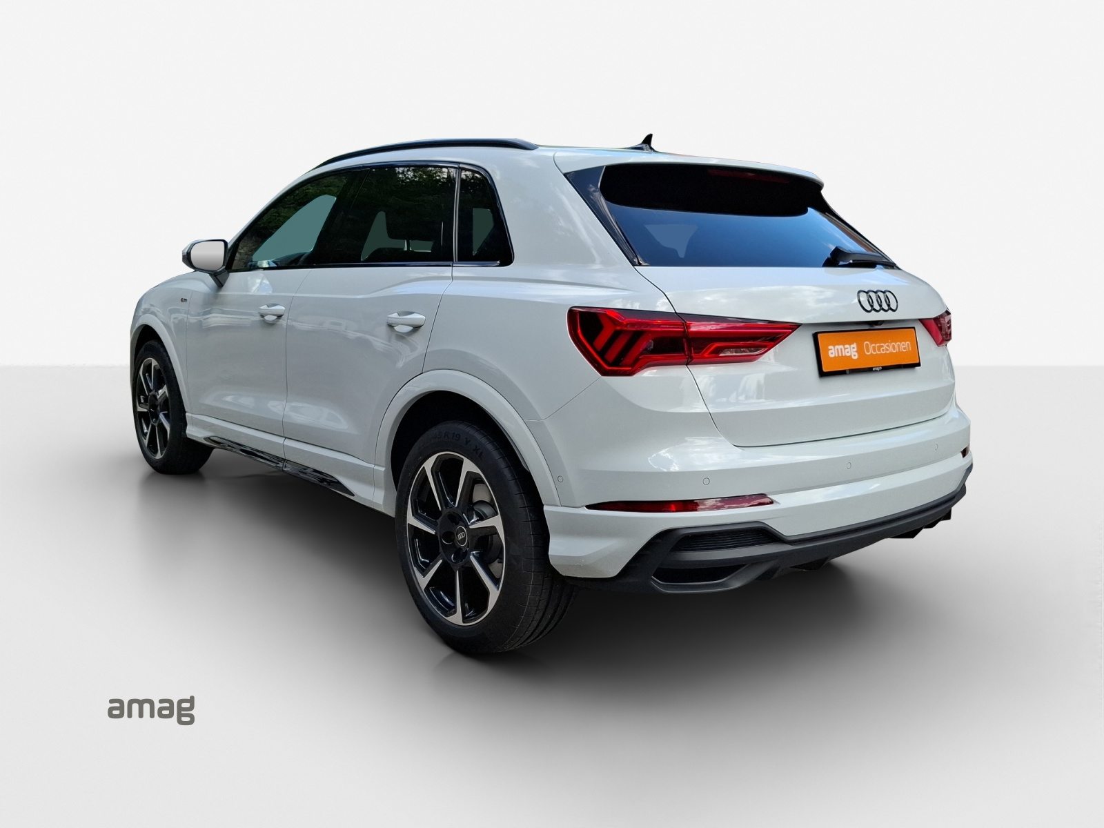 AUDI Q3 35 TFSI S line Attraction, Essence, Occasion / Utilisé, Automatique - 3