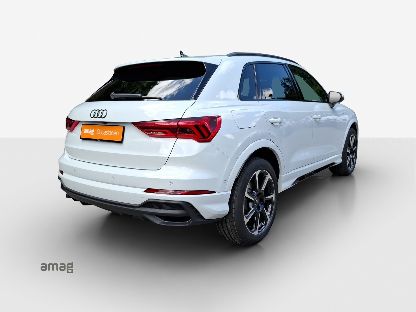 AUDI Q3 35 TFSI S line Attraction, Essence, Occasion / Utilisé, Automatique - 5
