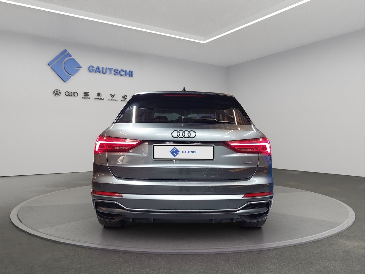 AUDI Q3 35 TDI S line quattro S-tronic, Diesel, Second hand / Used, Automatic - 4