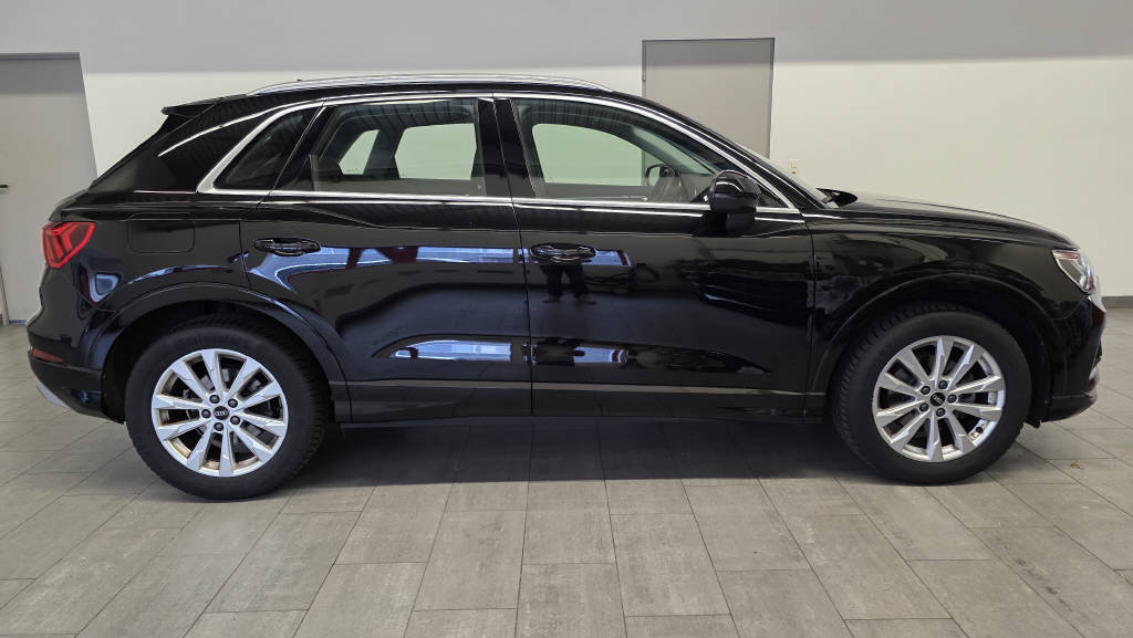 AUDI Q3 1.5 35 TFSI Advanced Attraction S-Tronic, Mild-Hybrid Petrol/Electric, Second hand / Used, Automatic - 3