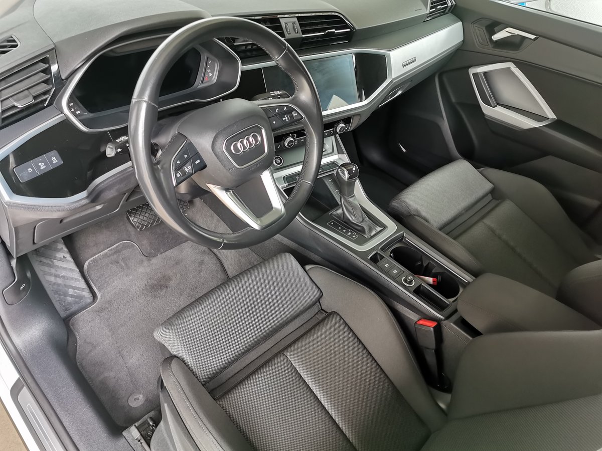 AUDI Q3 35 TDI S line quattro S-tronic, Diesel, Second hand / Used, Automatic - 7