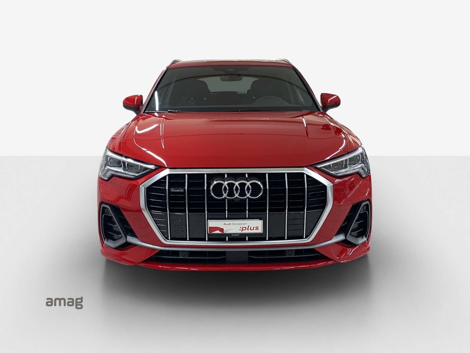 AUDI Q3 35 TDI S line Attraction, Diesel, Occasion / Utilisé, Automatique - 7