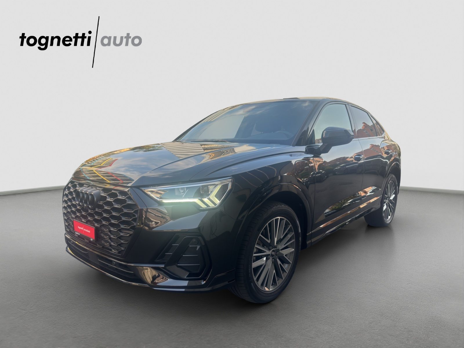 AUDI Q3 Sportback 45 TFSI e S line Attraction