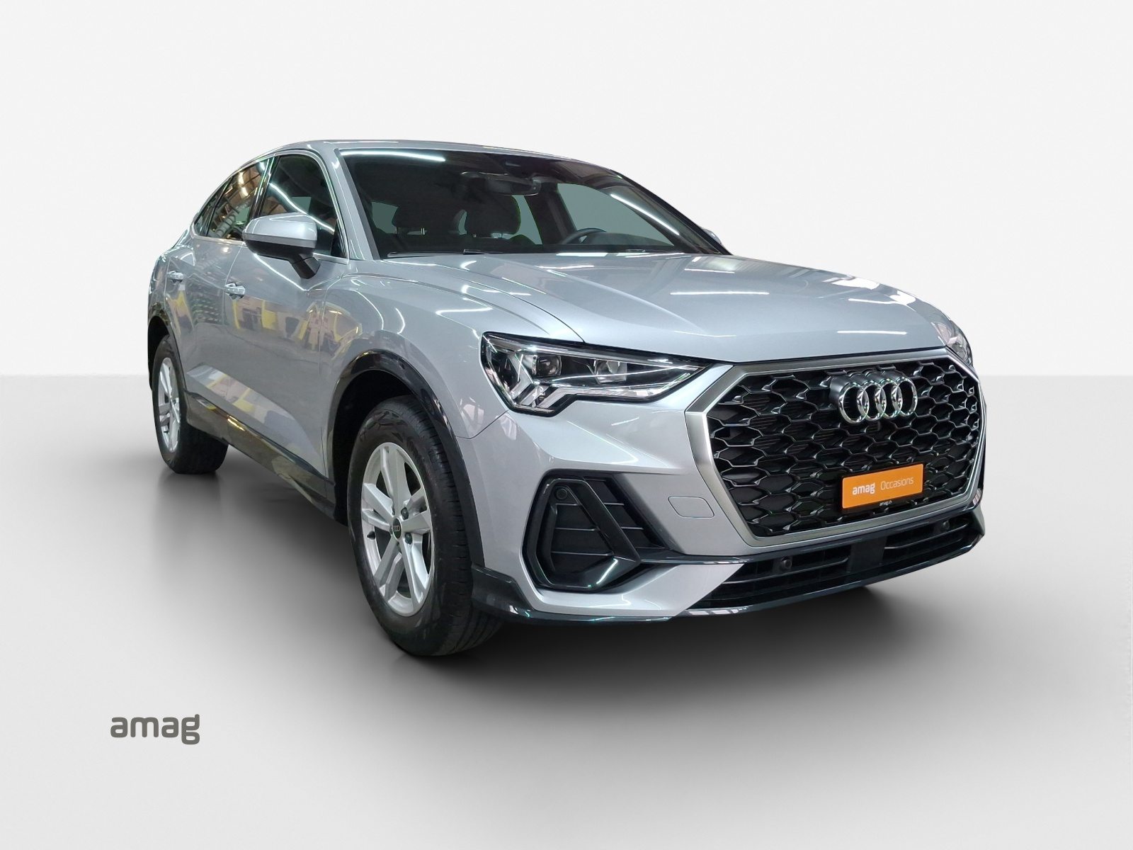 AUDI Q3 Sportback 35 TFSI Attraction, Essence, Occasion / Utilisé, Automatique - 6