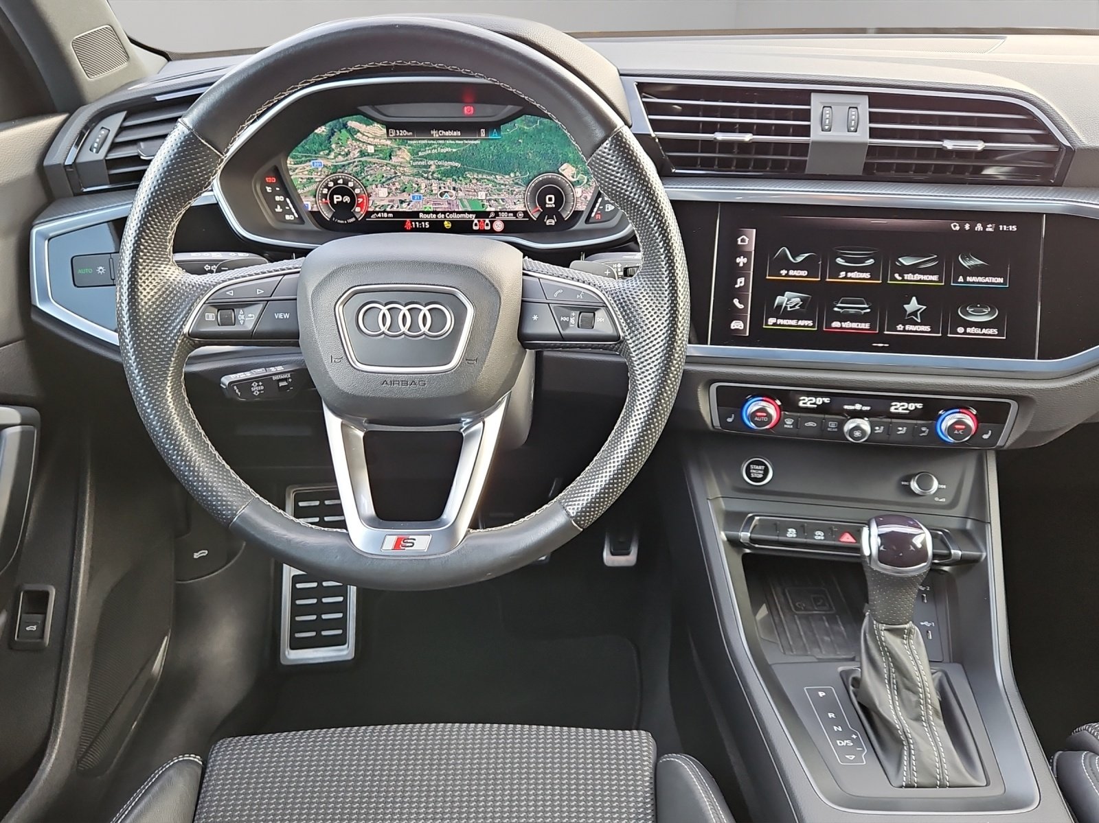 AUDI Q3 35 TFSI S line Attraction S-tronic, Benzina, Occasioni / Usate, Automatico - 7