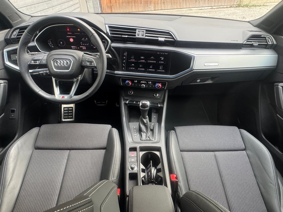 AUDI Q3 35 TFSI S line Attraction S-tronic, Essence, Occasion / Utilisé, Automatique - 7