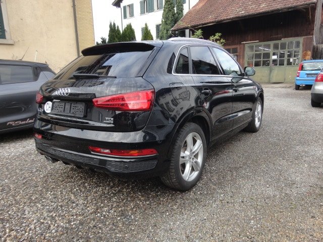 AUDI Q3 2.0 TDI sport quattro S-tronic, Diesel, Second hand / Used, Automatic - 3