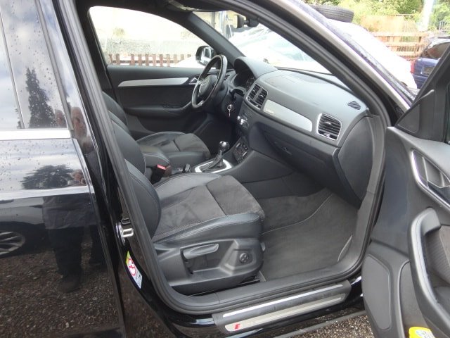 AUDI Q3 2.0 TDI sport quattro S-tronic, Diesel, Second hand / Used, Automatic - 5